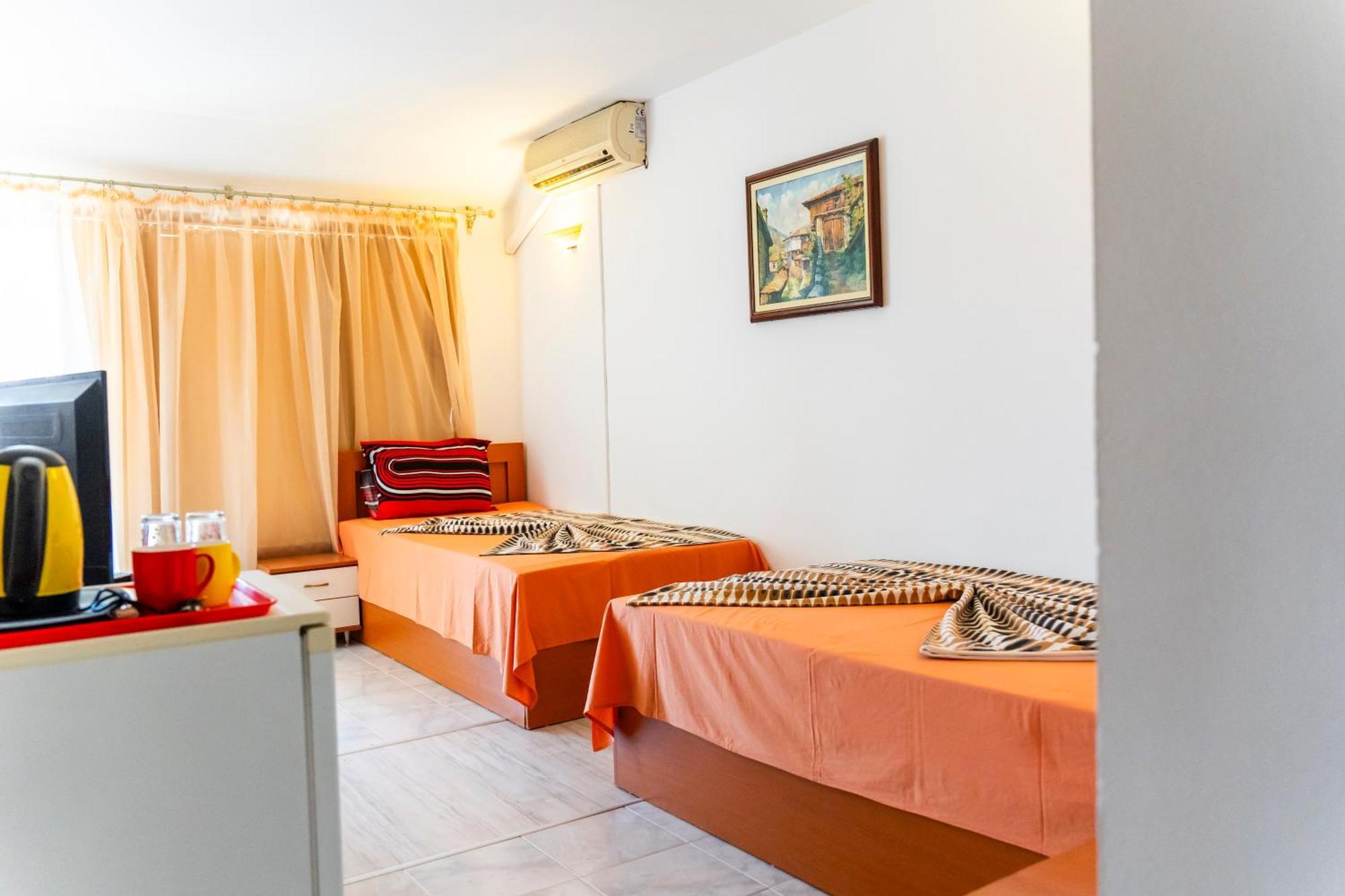 מלון נסבר Family House Katerini מראה חיצוני תמונה