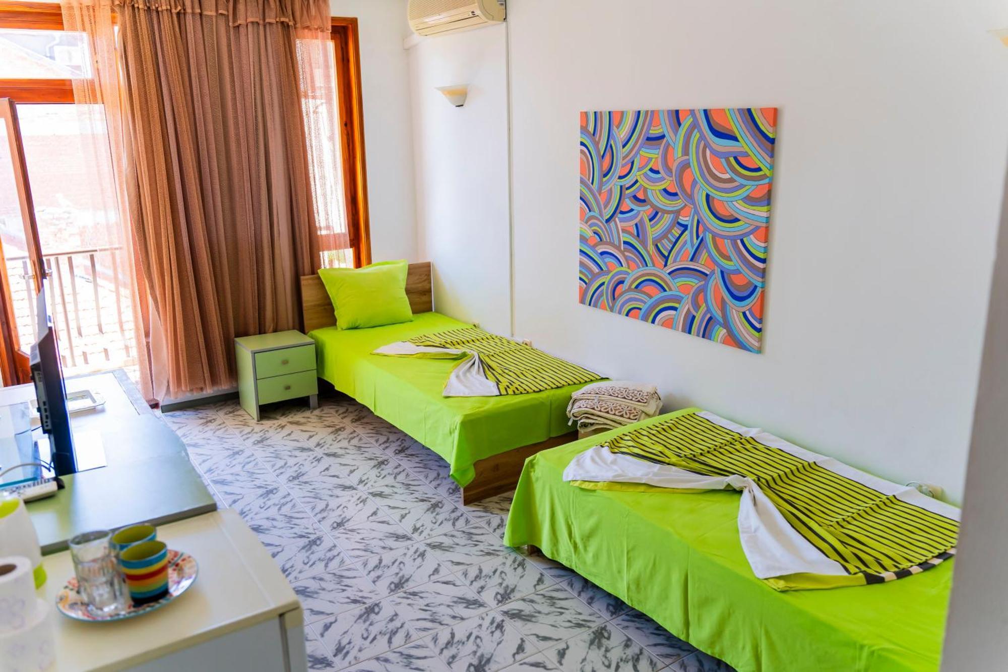 מלון נסבר Family House Katerini מראה חיצוני תמונה